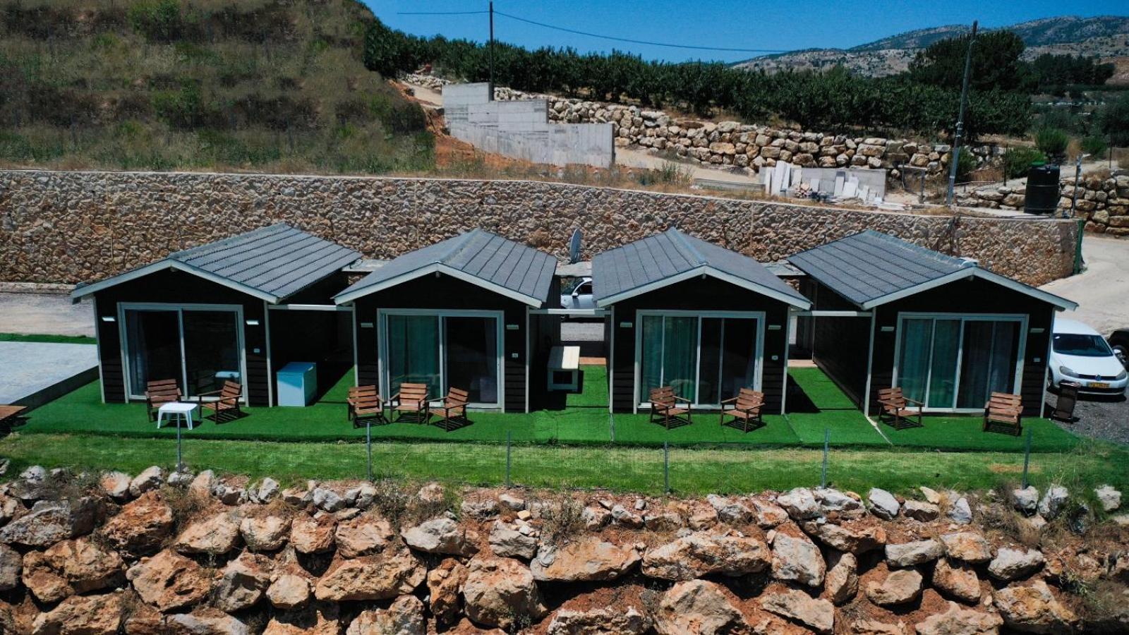Villa פסגת גן עדן בחרמון Majdal Shams Exterior foto
